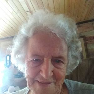 Meet your Posher, Faye